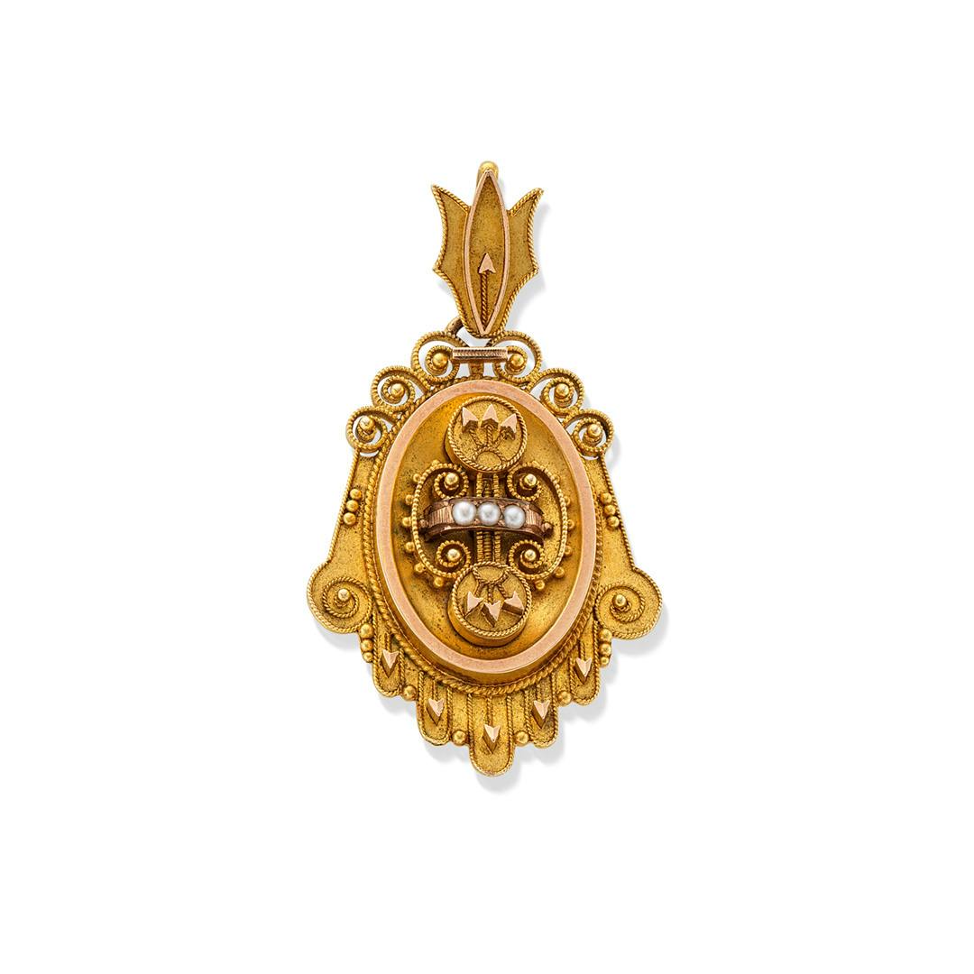 Estate Collection Gold and Pearl Locket 0