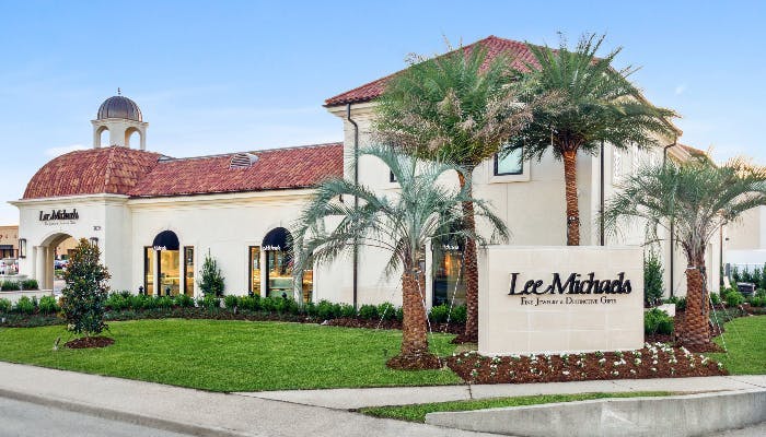 exterior view of Lee Michael Fine Jewelry in Metairie, LA