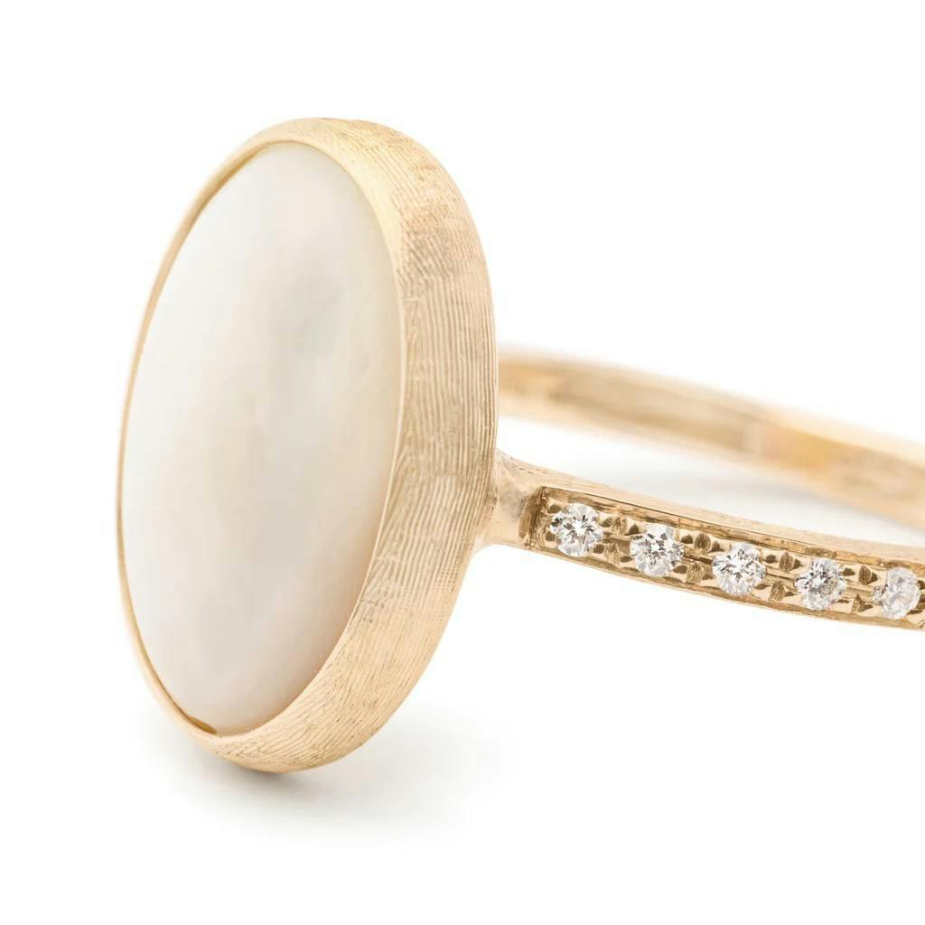 Marco Bicego Siviglia Collection 18K Yellow Gold Mother of Pearl Ring with Diamond Accent 1