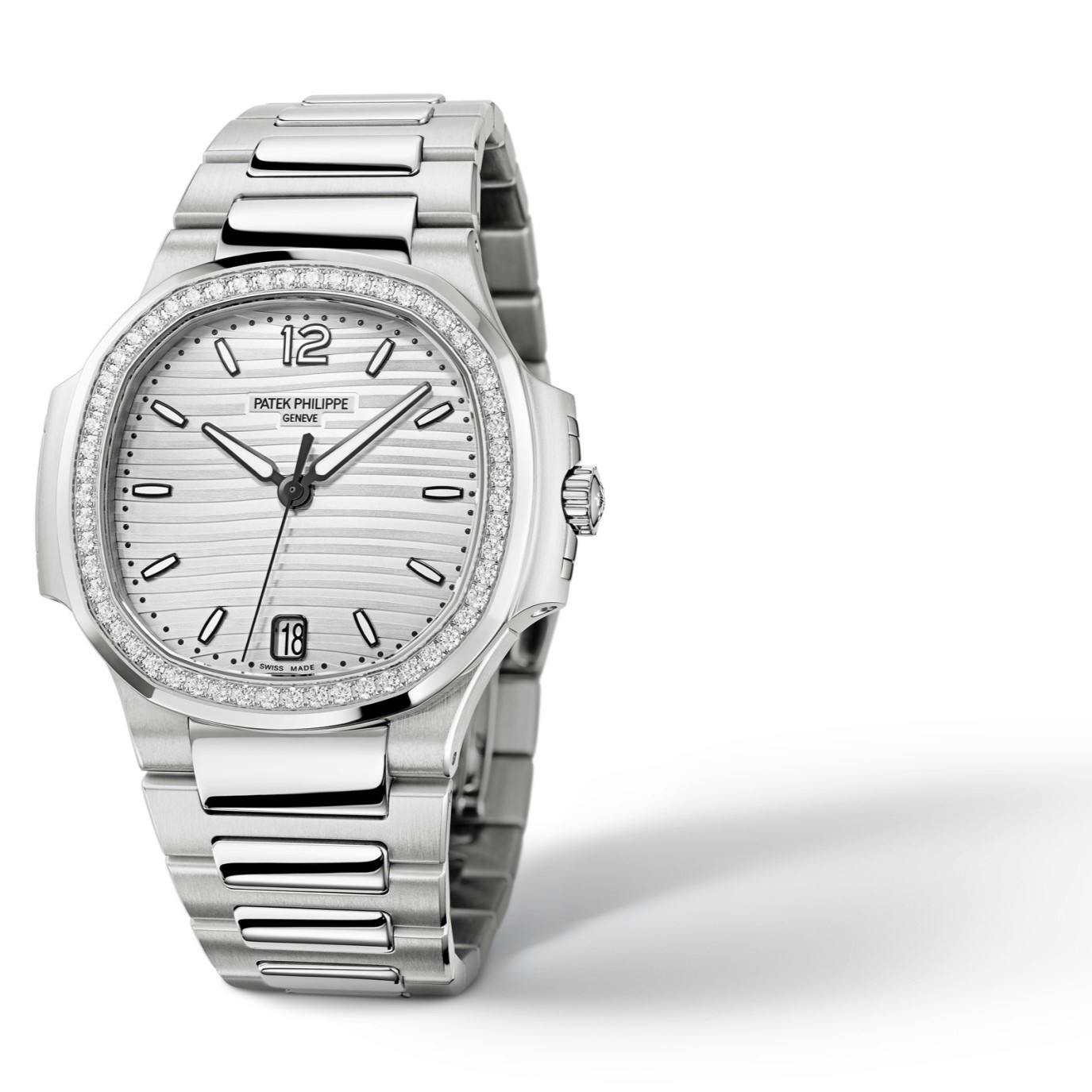 Patek Philippe Nautilus with Silver Dial and Diamonds (7118/1200A) 2